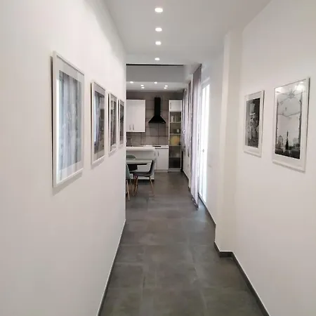 Delia Rooms&gallery 4*